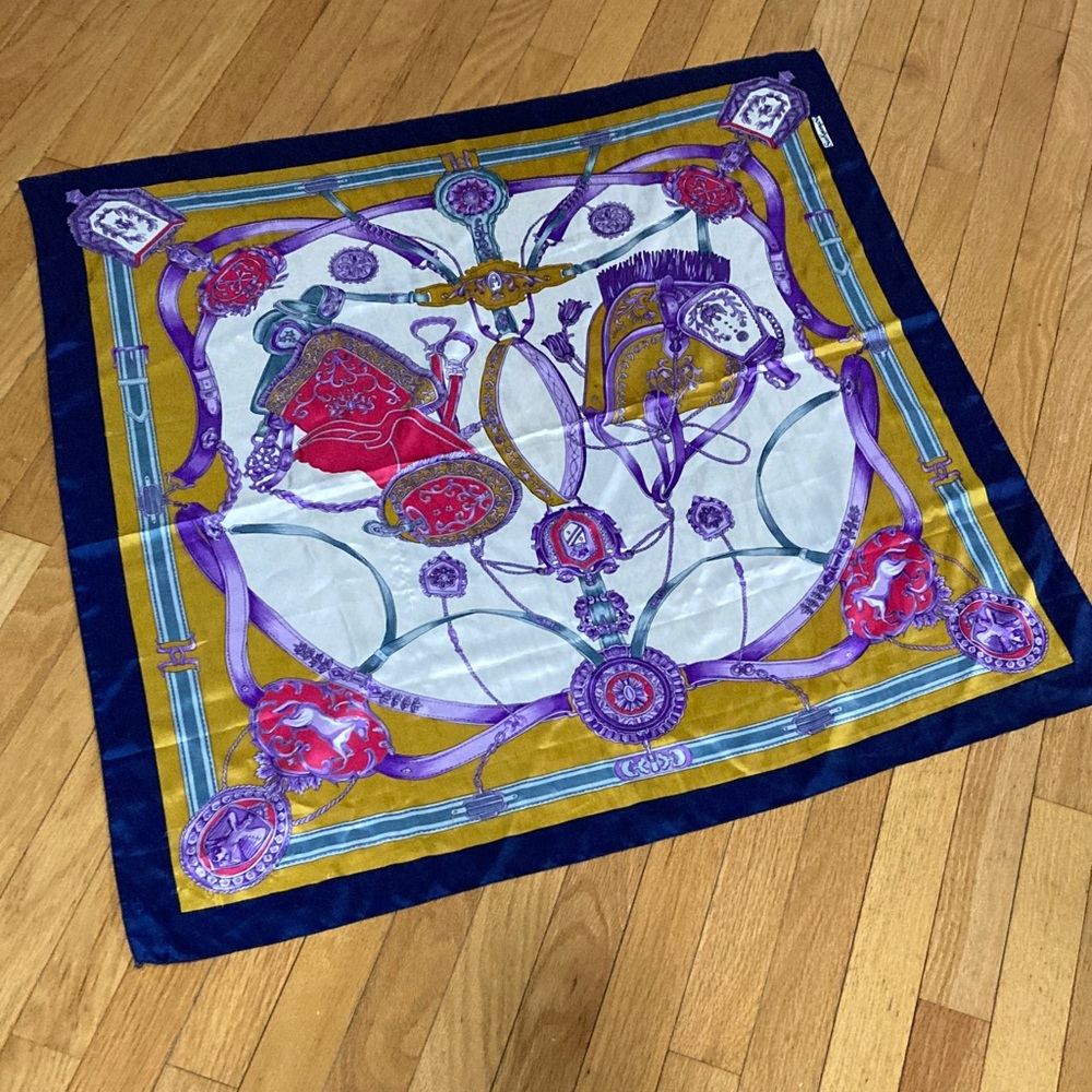 Vintage Sun Kyung Silk Scarf